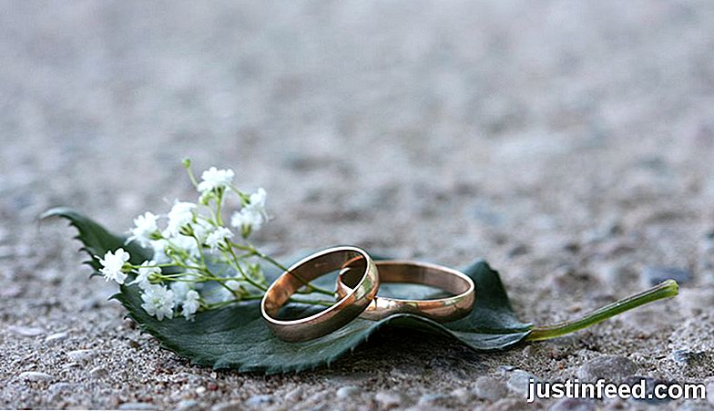 Qu'est-ce qu'un anneau de promesse et vaut-il même la peine de donner?
