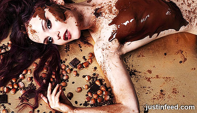 10 Vantaggi sexy di essere un amante del cioccolato
