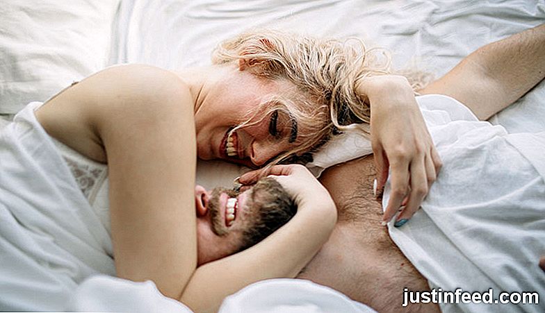 Queef & More: 19 choses embarrassantes qui peuvent mal se passer pendant le sexe